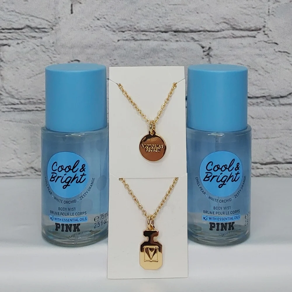 VICTORIA'S SECRET 'PINK' 'COOL & BRIGHT' 4-PIECE BODY MIST & BOTTLE CHARMS SET